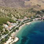Iskra Apartament *
