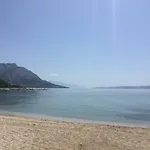 Iskra * Duće