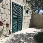 Iskra Apartament