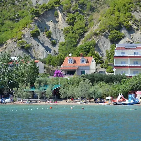 Iskra Apartament