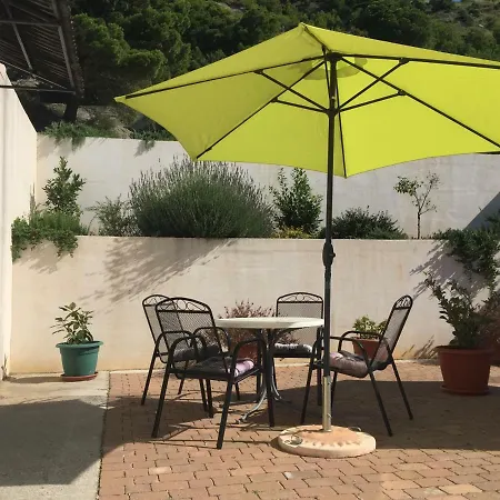 Iskra Apartament *