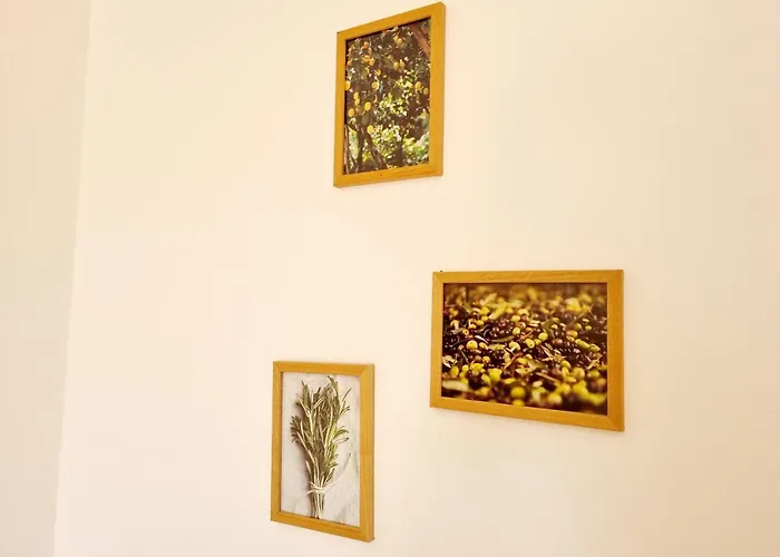 Iskra Apartman *