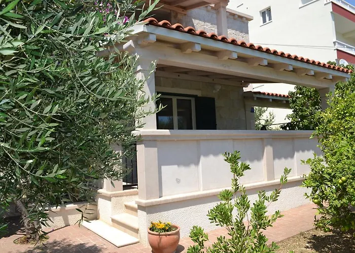 Iskra Apartman