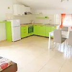 Apartman Iskra *