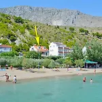 Apartman Iskra *