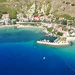 Iskra Apartman Duće