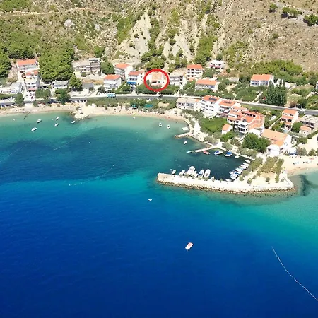 Iskra Apartman Duce