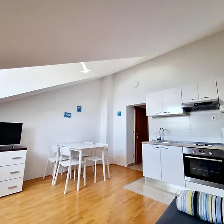 Apartman Iskra Duće