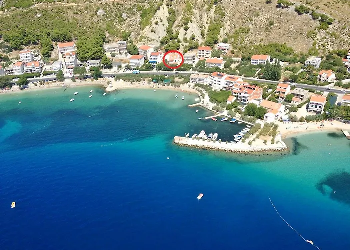 Iskra شقة Duće